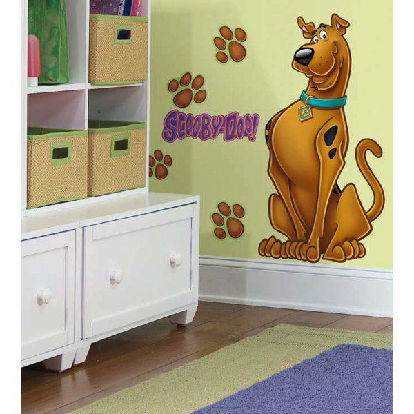 Easy Way to Update and Decorate a Child's Room in a Scooby-Doo Theme